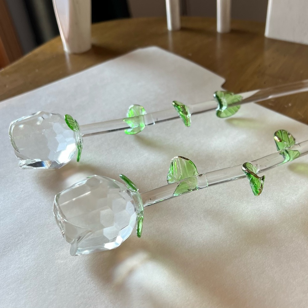 Vintage, set of 2. Glass long stem clear roses - Picture 6 of 7